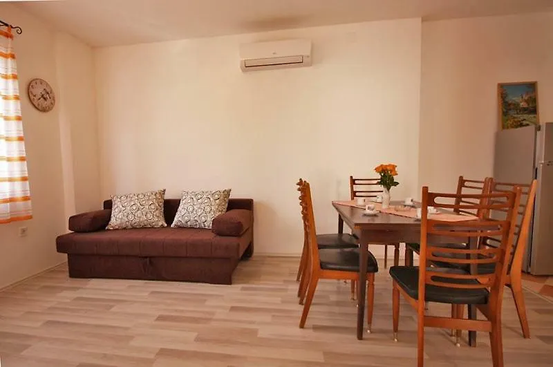 Apartman Petra Fazana